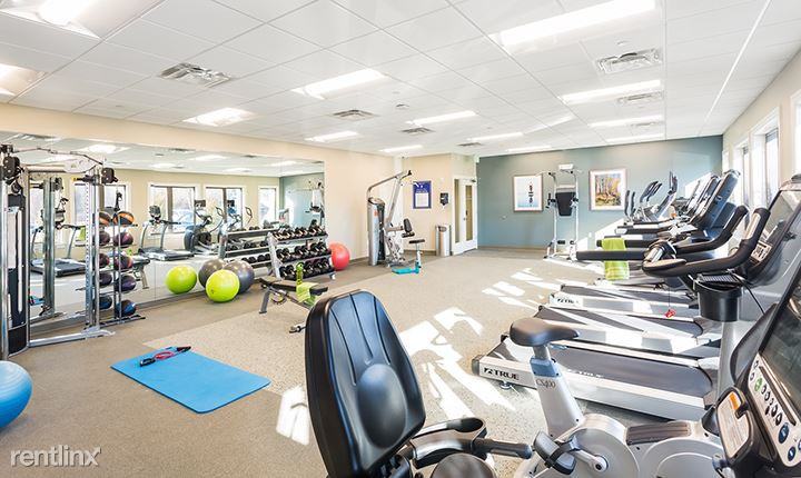 1450 Worcester Rd - Photo 2 of 4