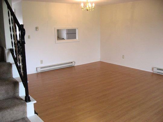 Carriage Lane Townhomes - Photo 2 of 6