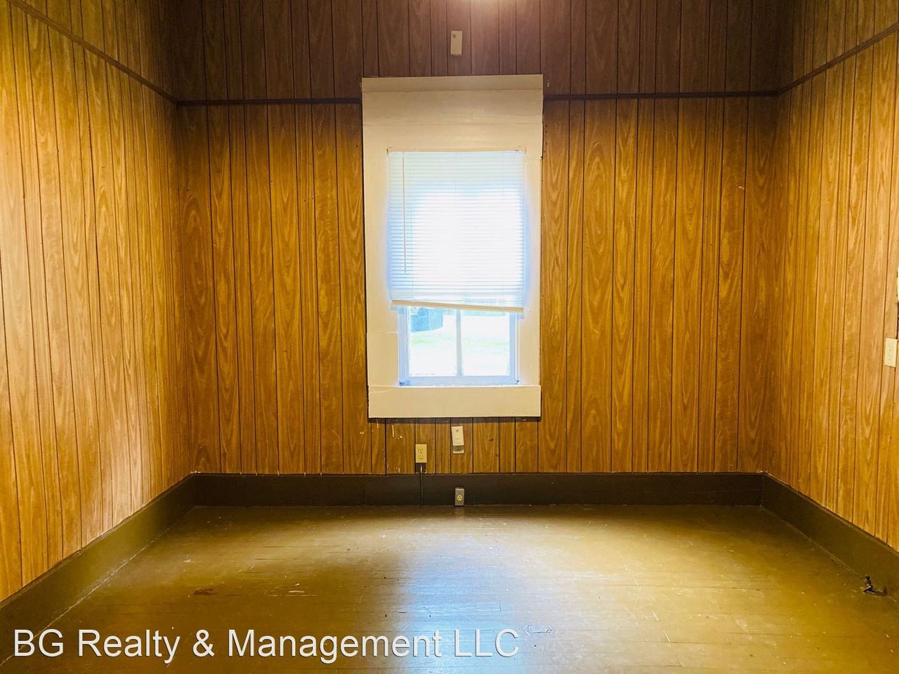 411 Gordon St - Photo 3 of 10