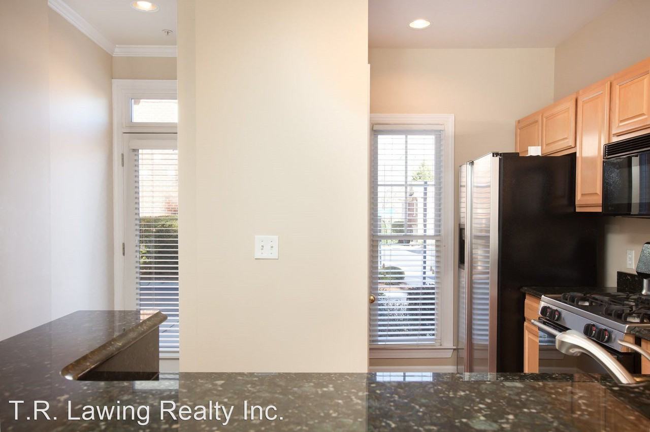 805 Park Slope Dr - Photo 2 of 17