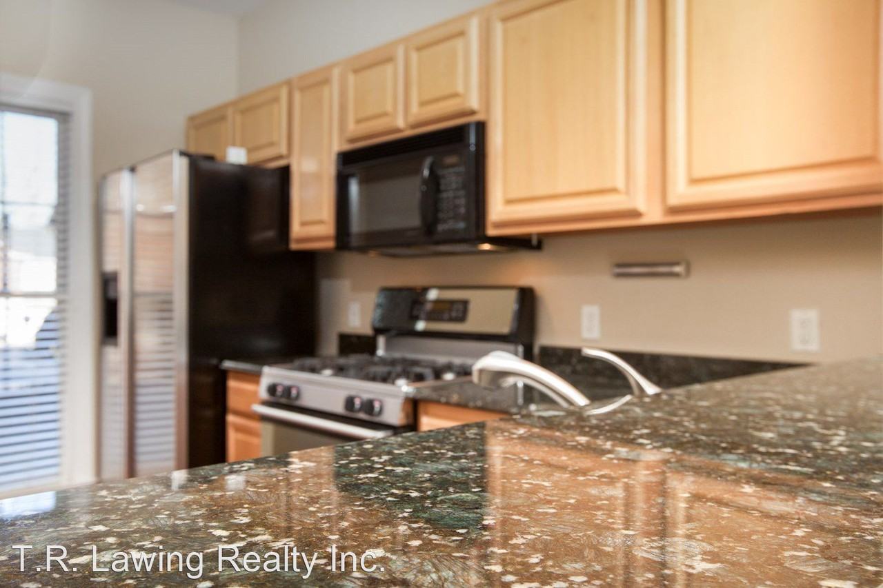 805 Park Slope Dr - Photo 3 of 17