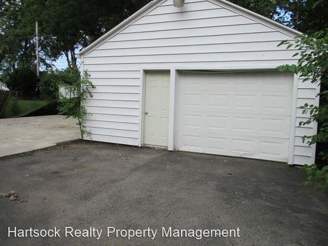 714 Radcliffe St - Photo 3 of 22