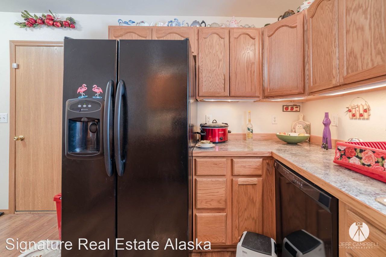 14950 E Peppertree Ln - Photo 2 of 20