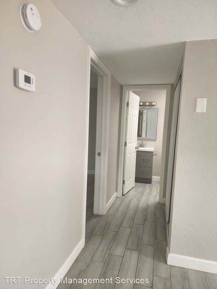 2837 N EUCLID AVE - Photo 2 of 4