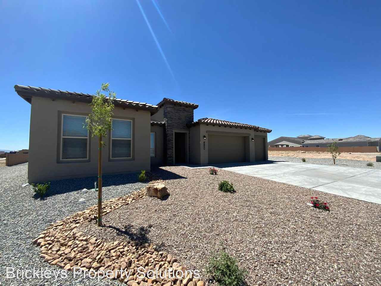 6408 Papagayo Rd Nw - Photo 2 of 32