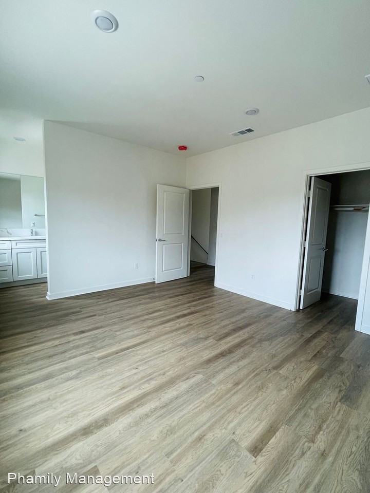 136,138,140 &142 Glendora Ave - Photo 3 of 4