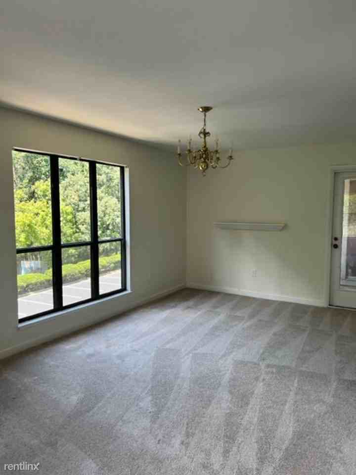 358 S Pantops Dr - Photo 3 of 5