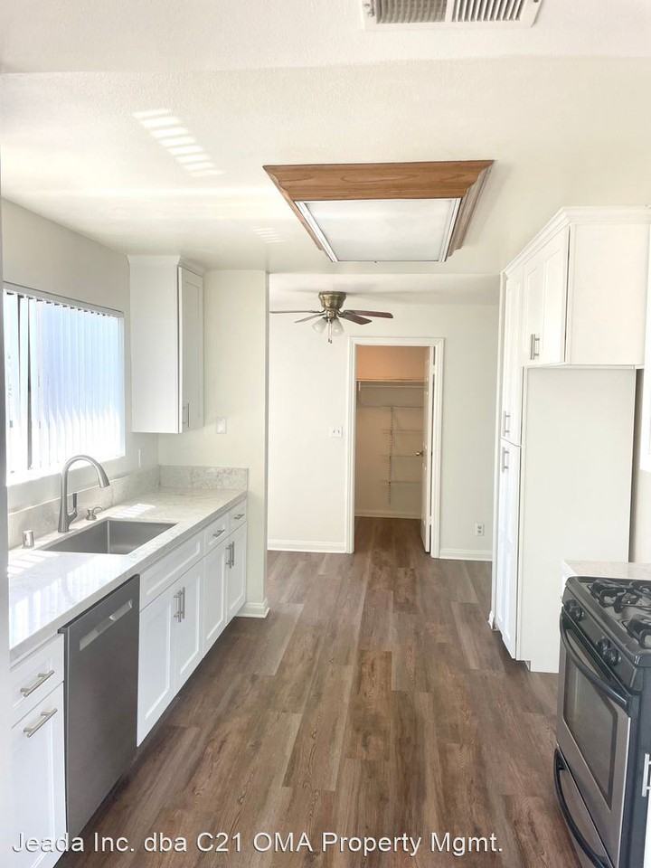 26515 VIA SACRAMENTO - Photo 3 of 7