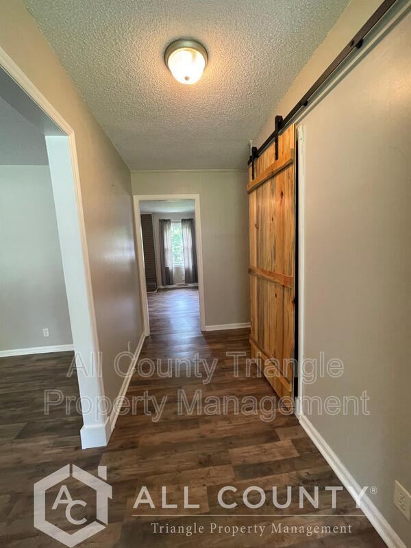 120 Sunset Cir - Photo 2 of 16