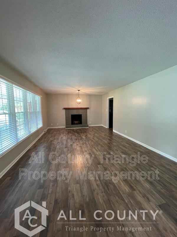 120 Sunset Cir - Photo 3 of 16