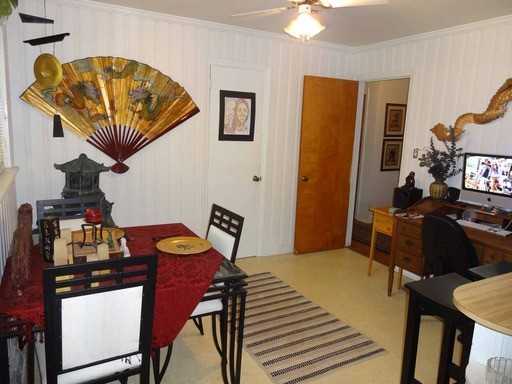 701 Crater St - Photo 3 of 10