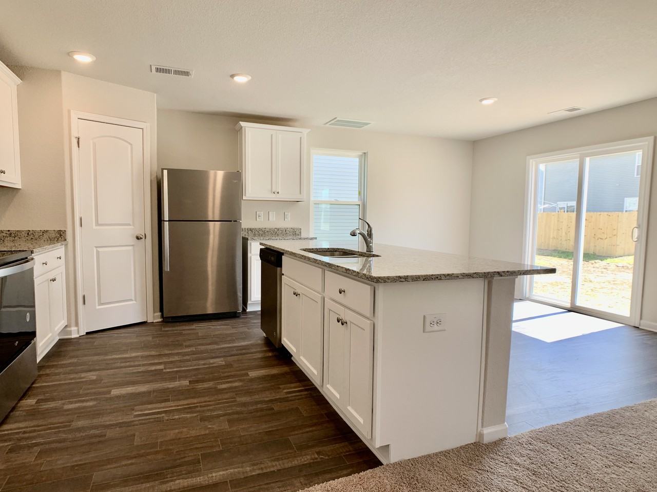 213 Brisk Dr - Photo 5 of 30