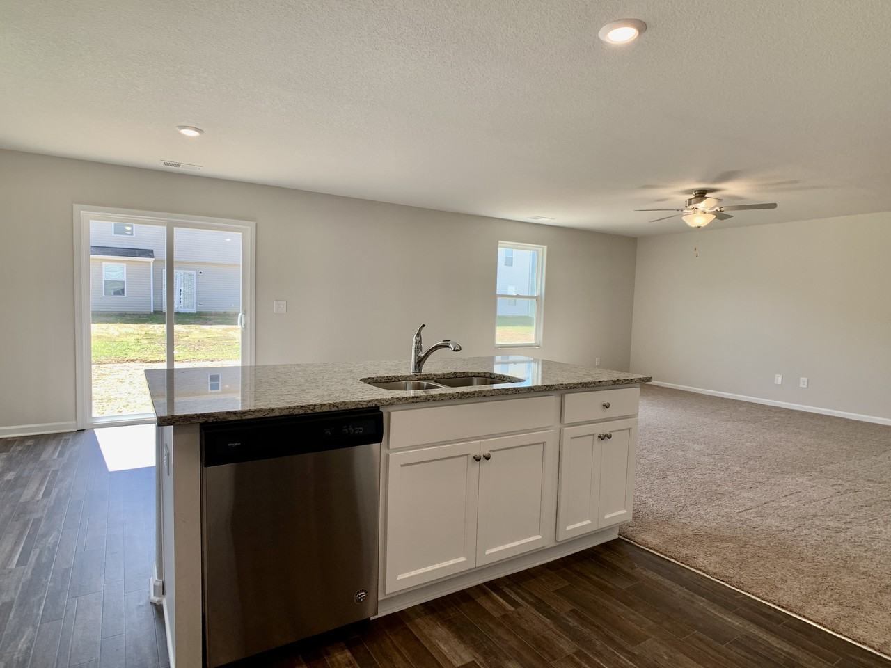 213 Brisk Dr - Photo 6 of 30