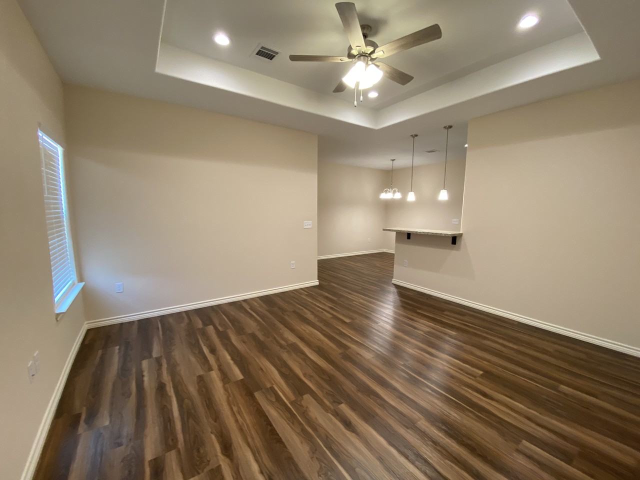 725 Uvalde St, Pleasanton, TX 78064 3 Bedroom Apartment for 1,500