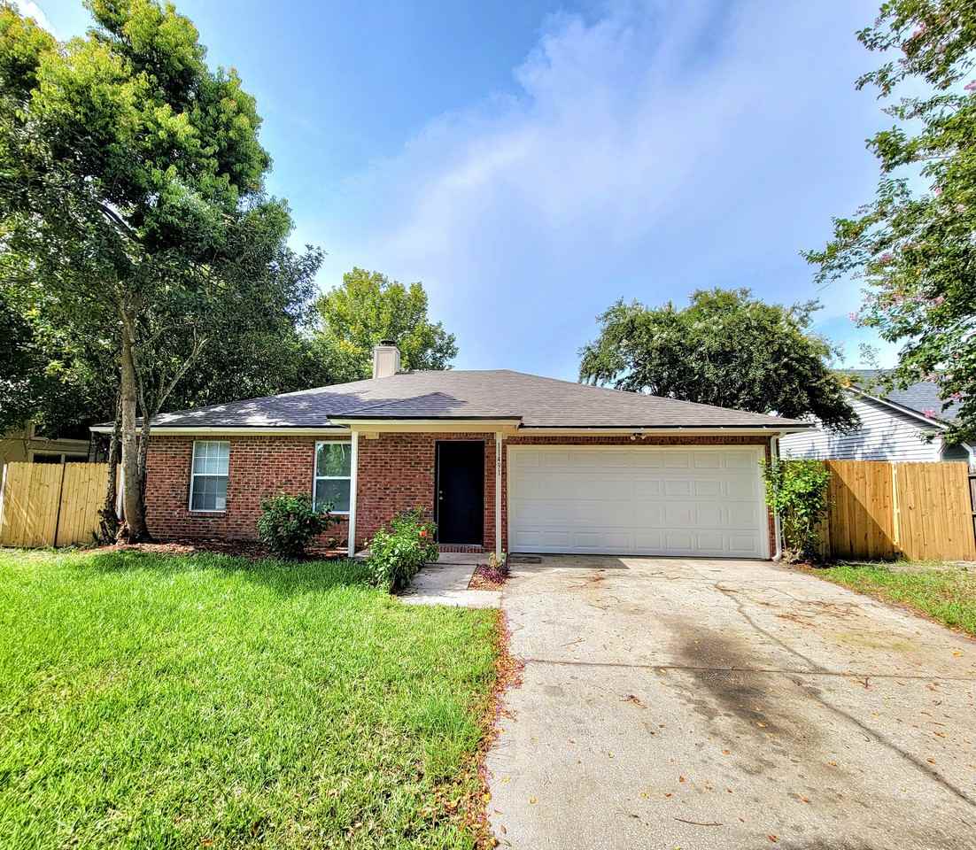 11491 Revenue Ct - Photo 2 of 24