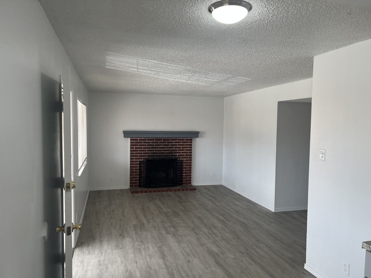 225 Delamar Loop NW - Photo 3 of 10