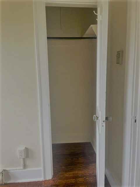 326 1st St - Photo 2 of 9