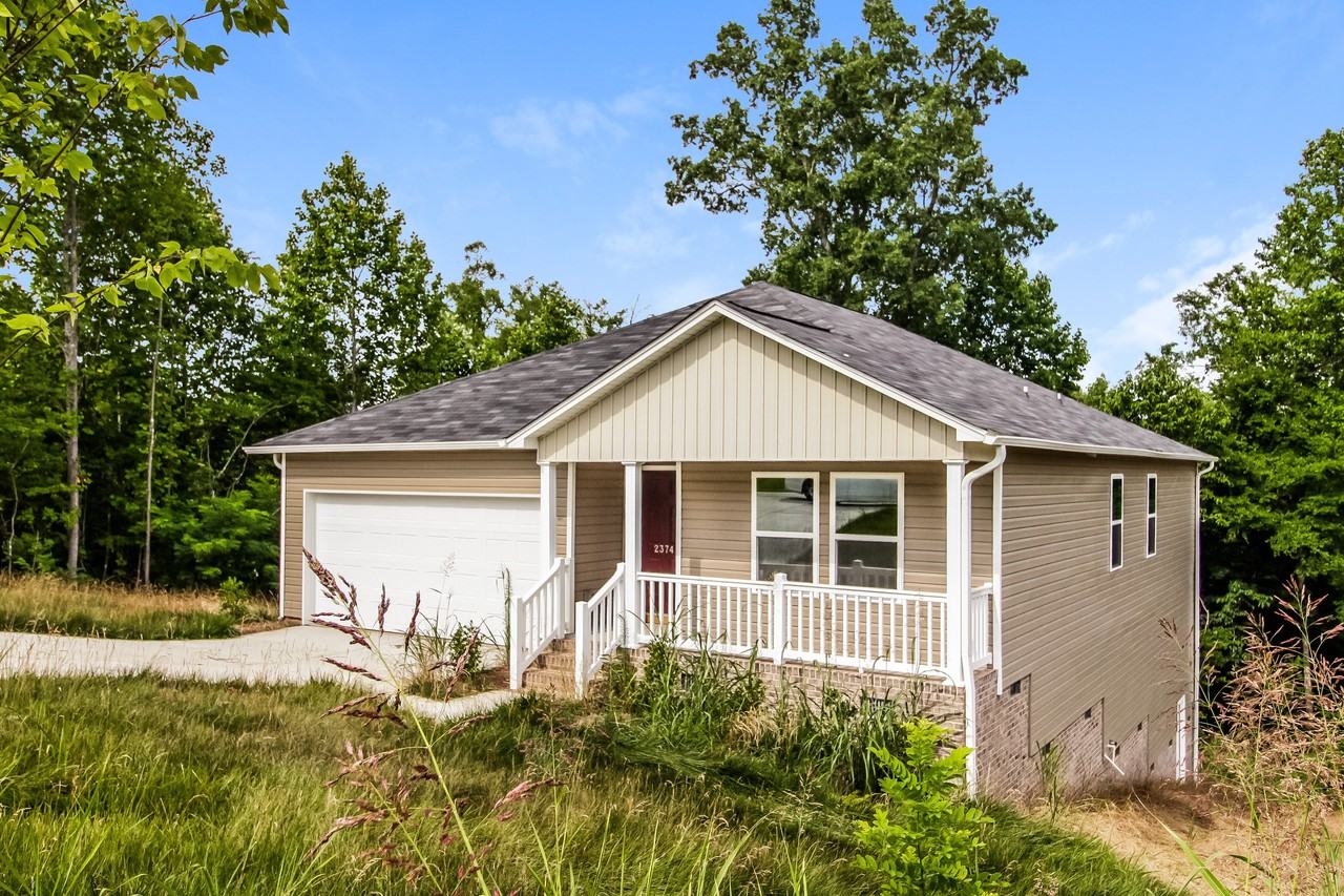 2374 Heritage View Ln - Photo 2 of 15