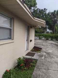 828 E Walnut St #1 - Photo 2 of 8