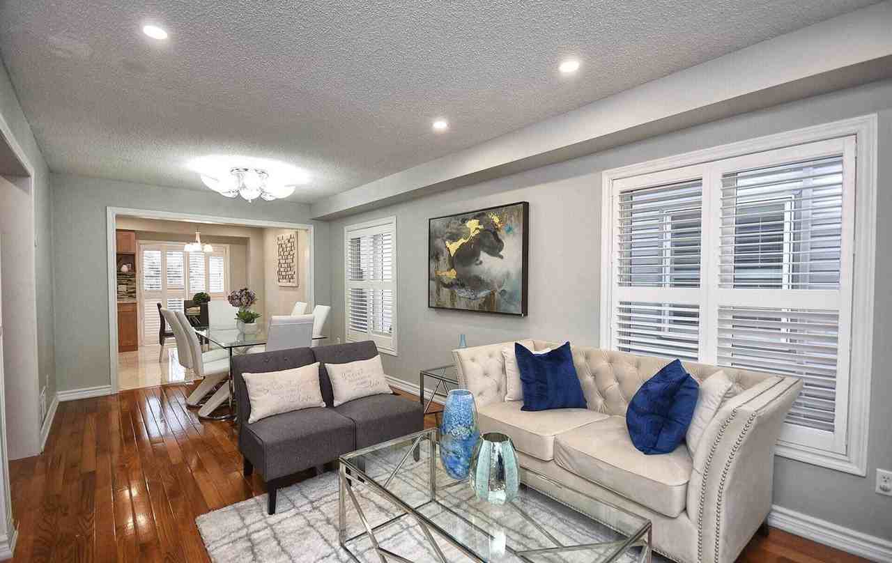 33 Holloway Road - Photo 2 of 27