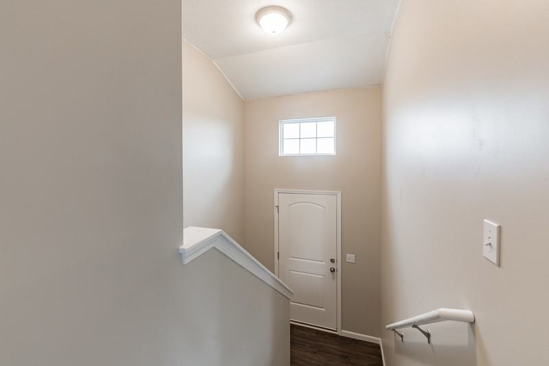 710 Charles Cir - Photo 3 of 27