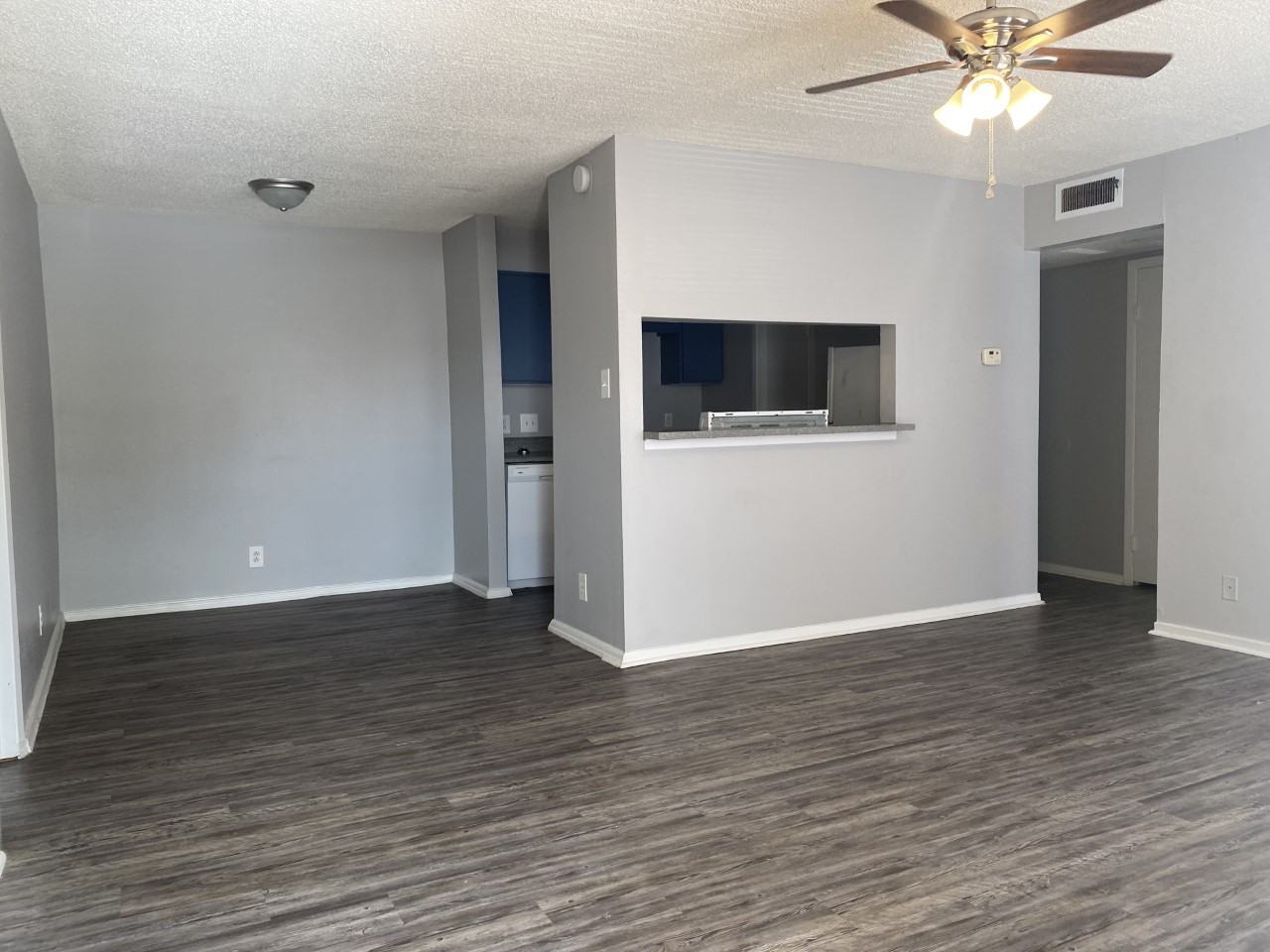 1809 W Schunior St #0202