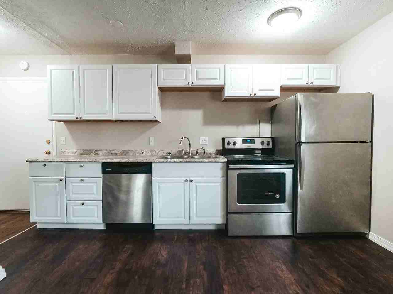 1956 Lexington Ave #23 - Photo 3 of 10
