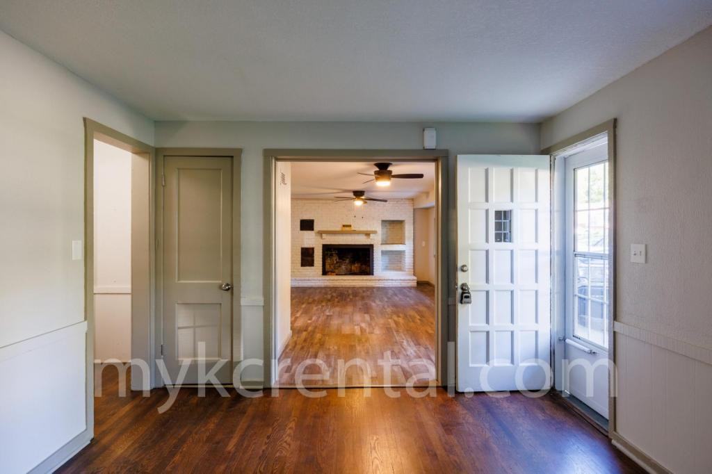 7915 W 59th Ter - Photo 5 of 22