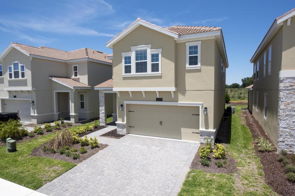 1037 Blackwolf Run Rd - Photo 3 of 47