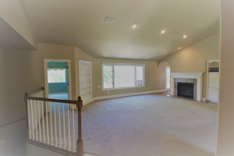 6236 Buchanan St - Photo 3 of 16