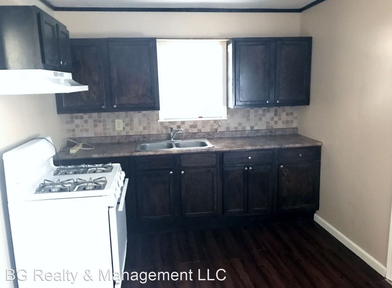 507 E Main St - Photo 3 of 12