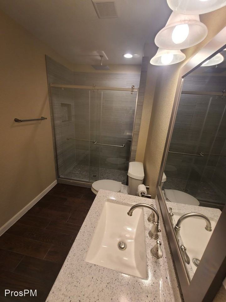 2908 Mistywood Ln - Photo 3 of 49