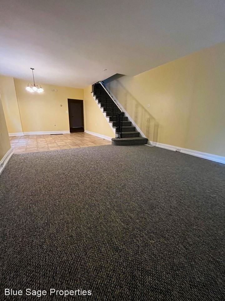 130 Macdade Blvd - Photo 3 of 16
