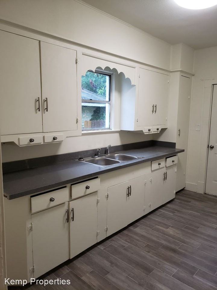 2416 Avenue A - Photo 2 of 34