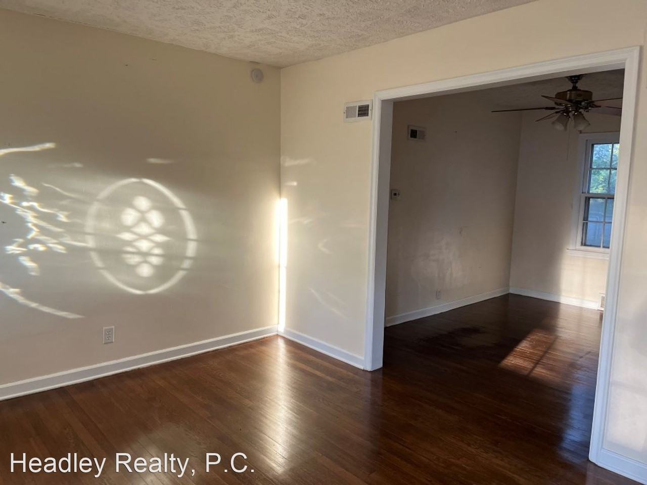 310 Hillcrest Dr - Photo 3 of 13