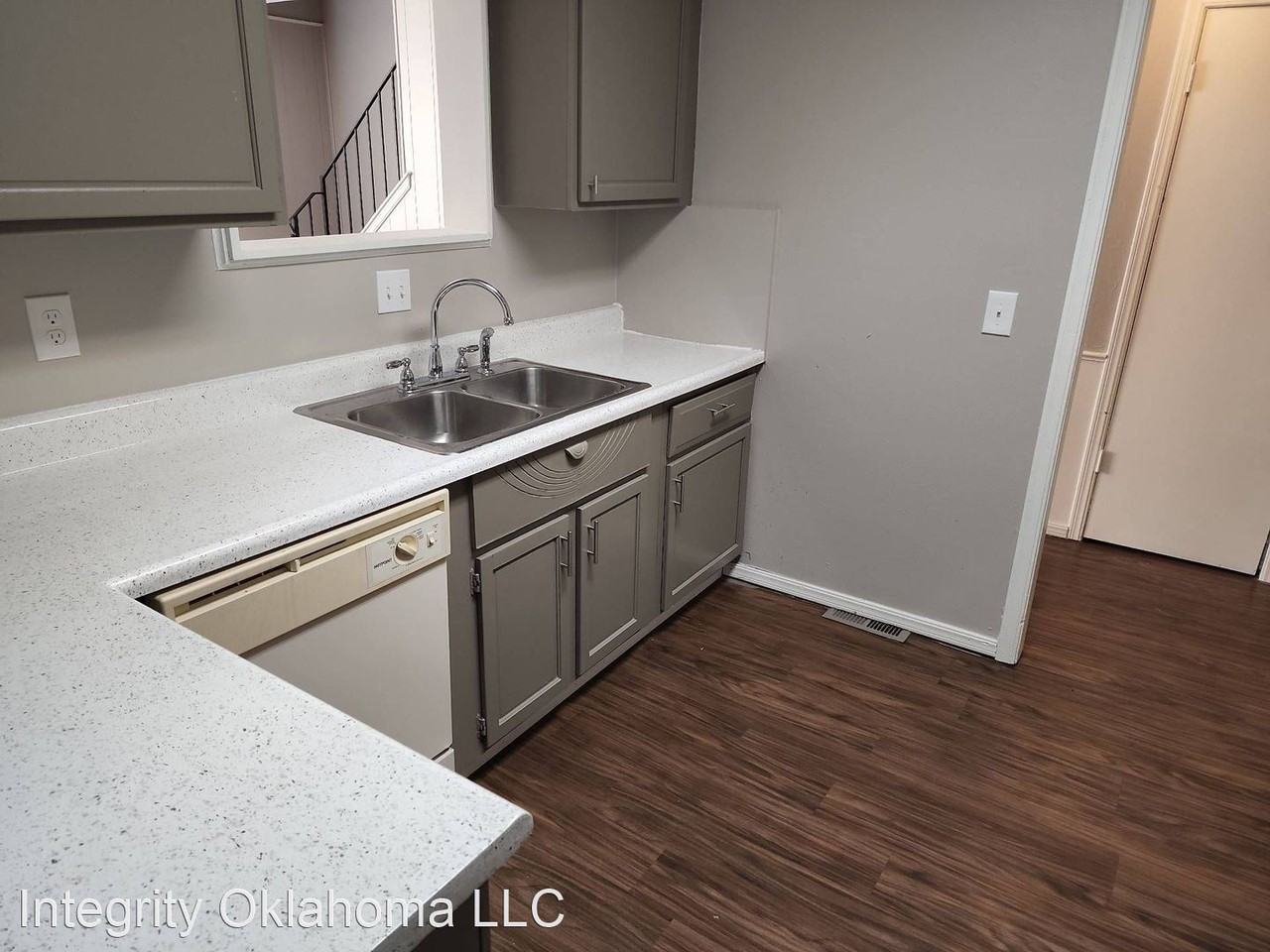 8418 Candlewood Dr - Photo 2 of 28