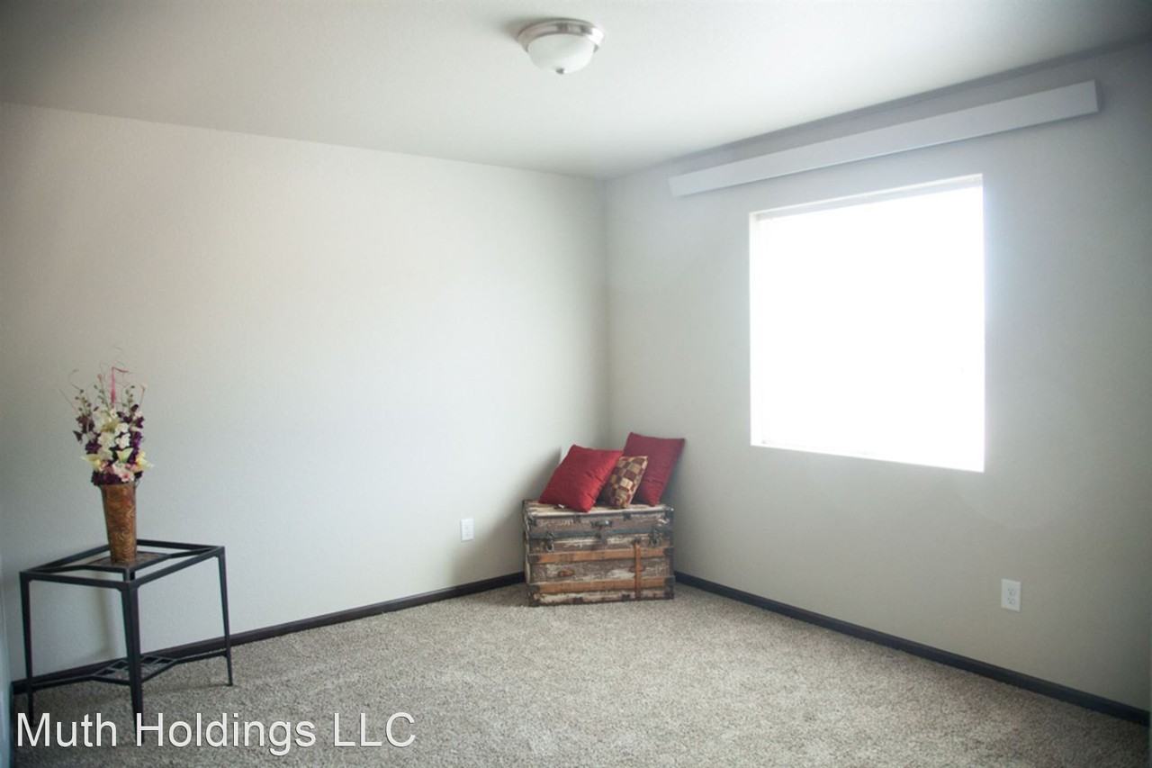 Madison Park - Photo 2 of 38