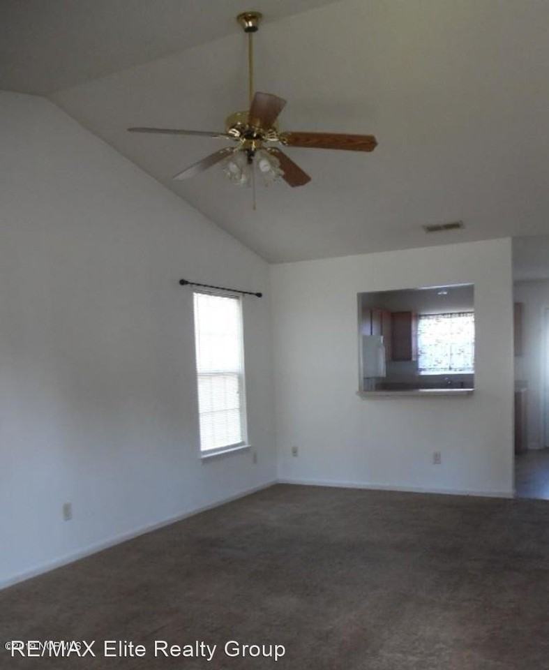 996 W Pueblo Dr - Photo 3 of 14