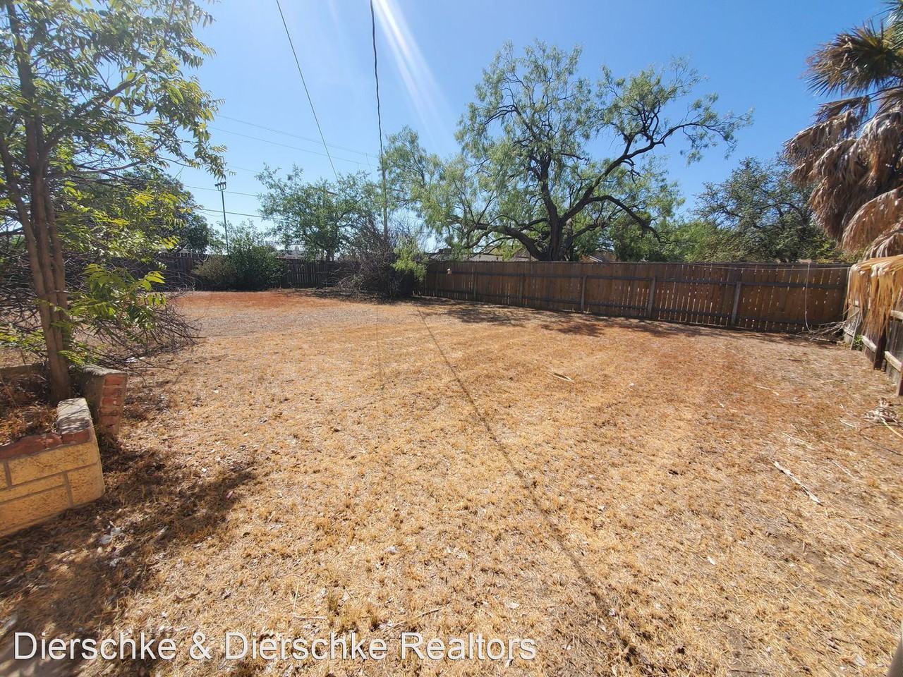 1422 S David - Photo 3 of 10