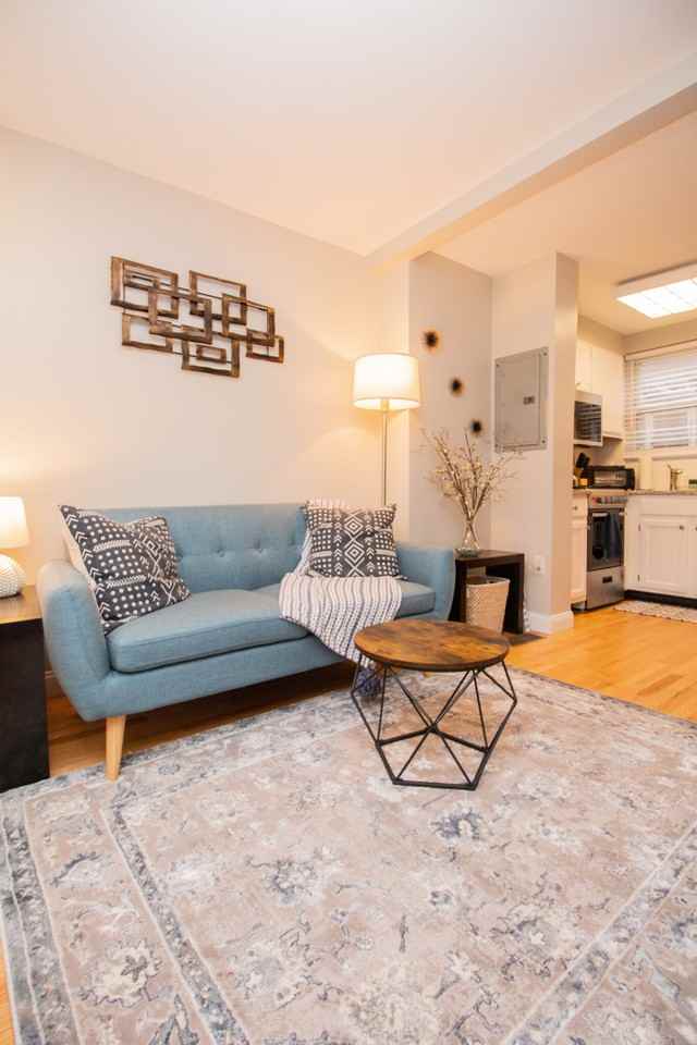 26 Jay St #B - Photo 2 of 37