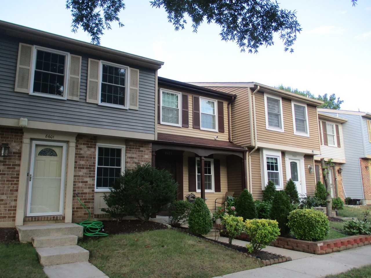 8601 Kenosha Ct - Photo 2 of 32