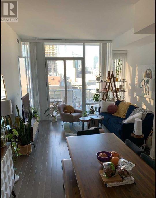 29G Queens Quay E - Photo 2 of 13