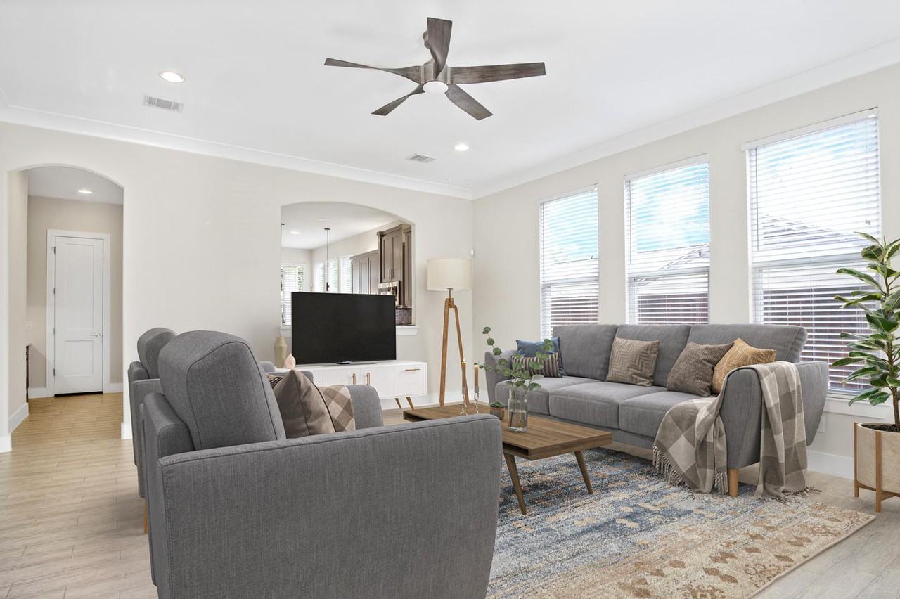 616 Hartsdale Dr - Photo 2 of 20