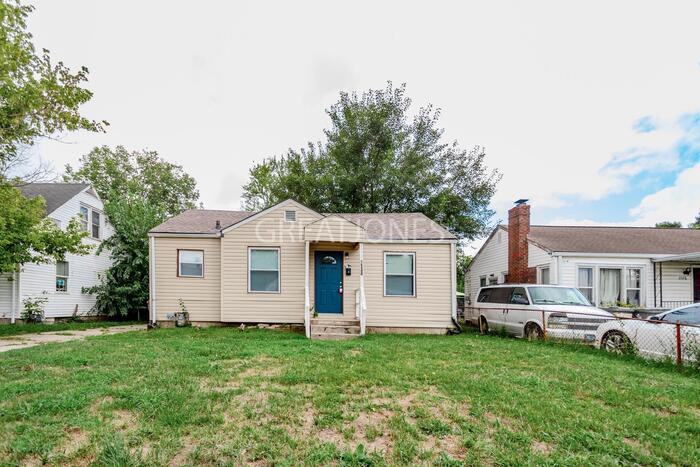 3528 N Denny St - Photo 2 of 20