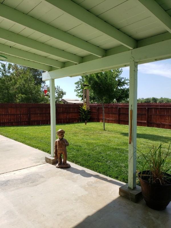 19623 Fairlane Ct - Photo 2 of 12