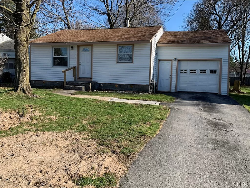 605 Cain St - Photo 2 of 13