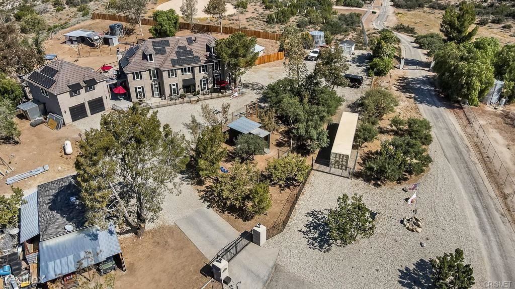 31851 Windrush Rd - Photo 2 of 13