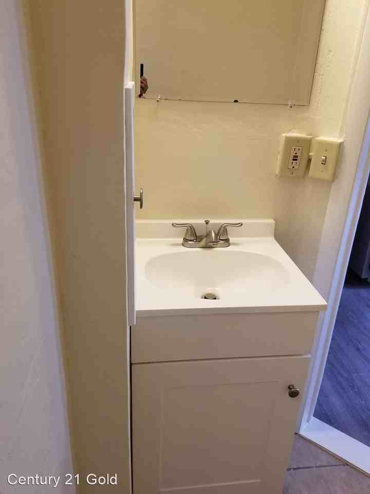 311 Elm St - Photo 2 of 10