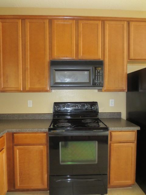 1281 E Clifton Ave - Photo 7 of 32