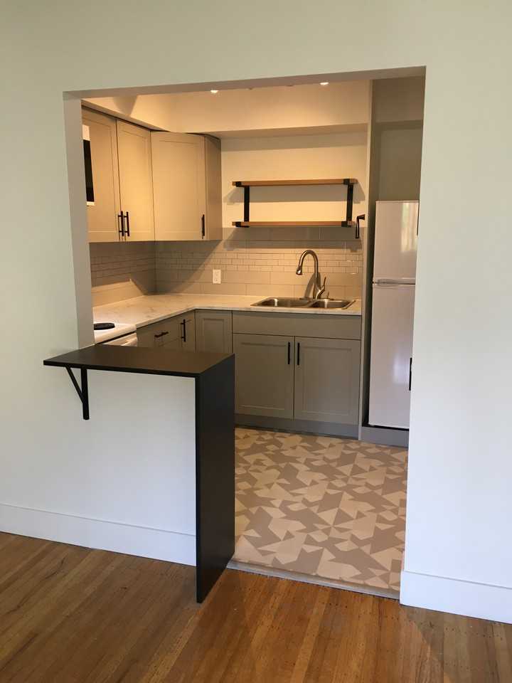 48 Leopold Place - Photo 3 of 9